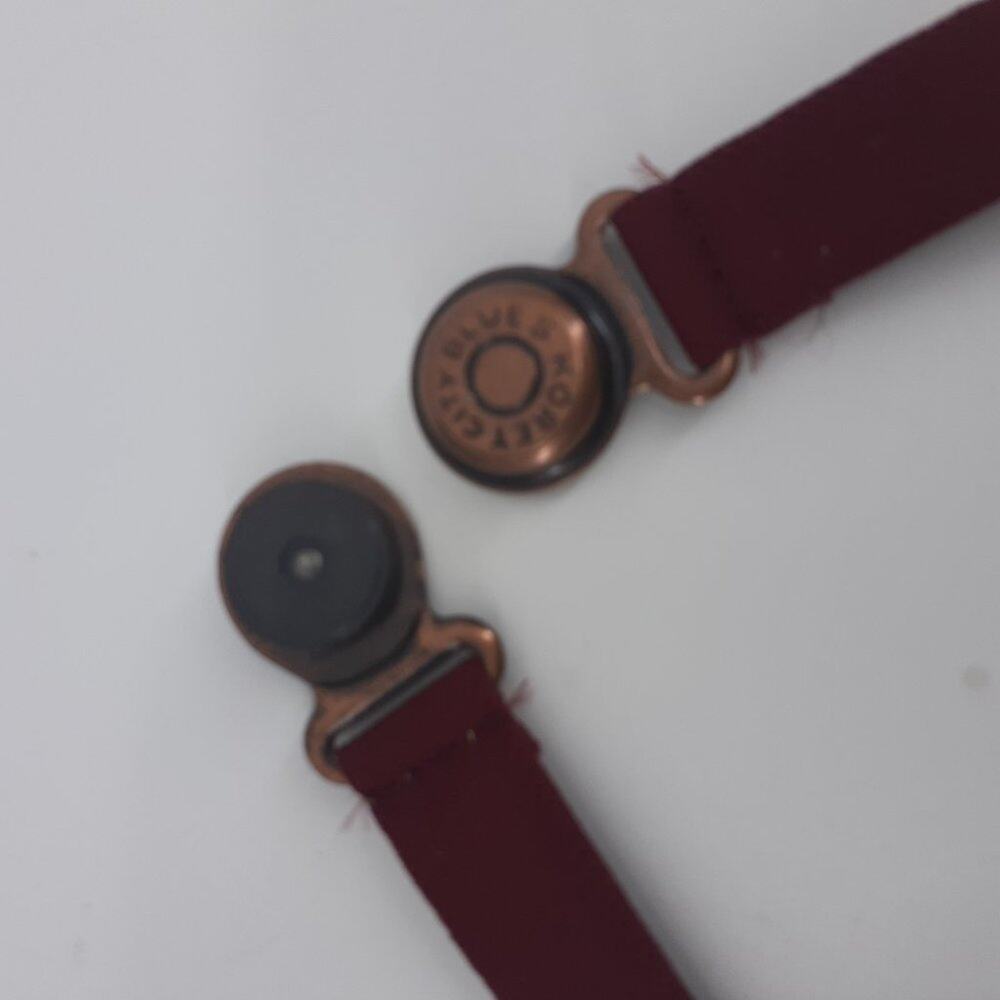 Koret City Blues Red Burgundy Cinch Stretched Skinny Belt One Size Magnet Lock - Picture 4 of 10